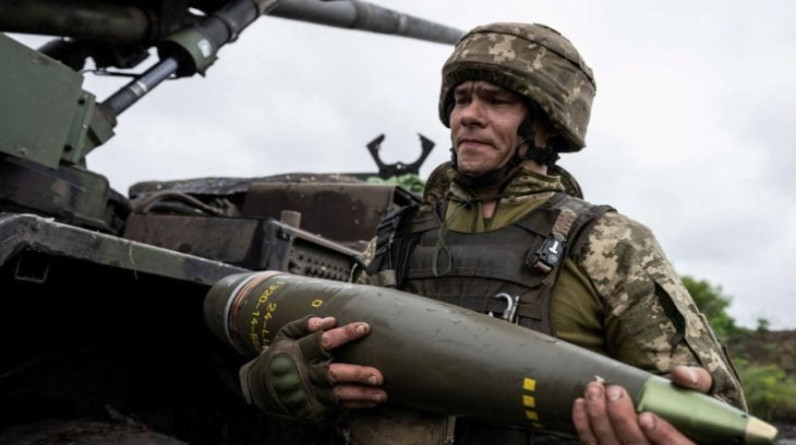 بلومبرغ: ما يحدث في أوكرانيا لن يظل محصورا داخل حدودها